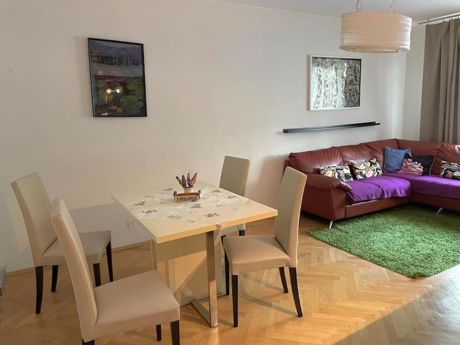 2,5 Izbovy Apartman V Ruzinove S Parkovanim Zdarma Bratislava Ngoại thất bức ảnh