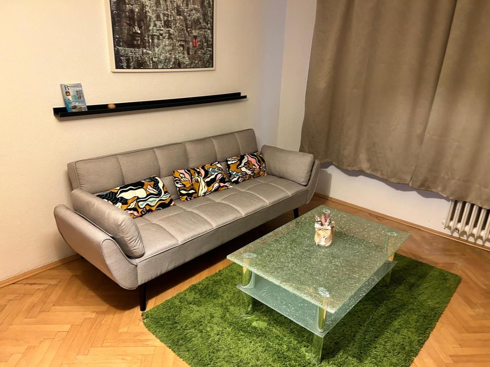 2,5 Izbovy Apartman V Ruzinove S Parkovanim Zdarma Bratislava Ngoại thất bức ảnh